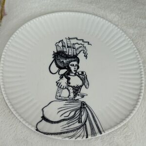 Anthro BALDUCCI Lady in Waiting Dinner Plate